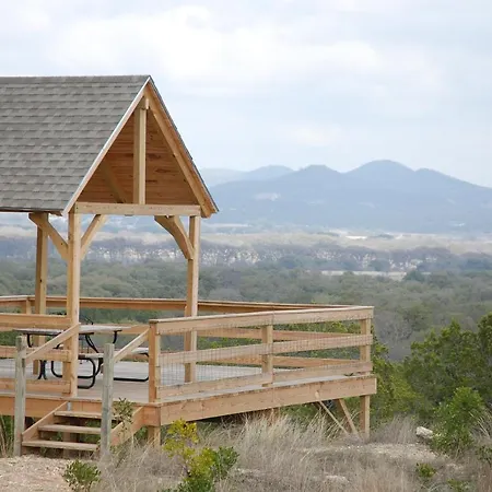 Quiet Utopia Cabin With Deck And Mountain Views! Exterior photo