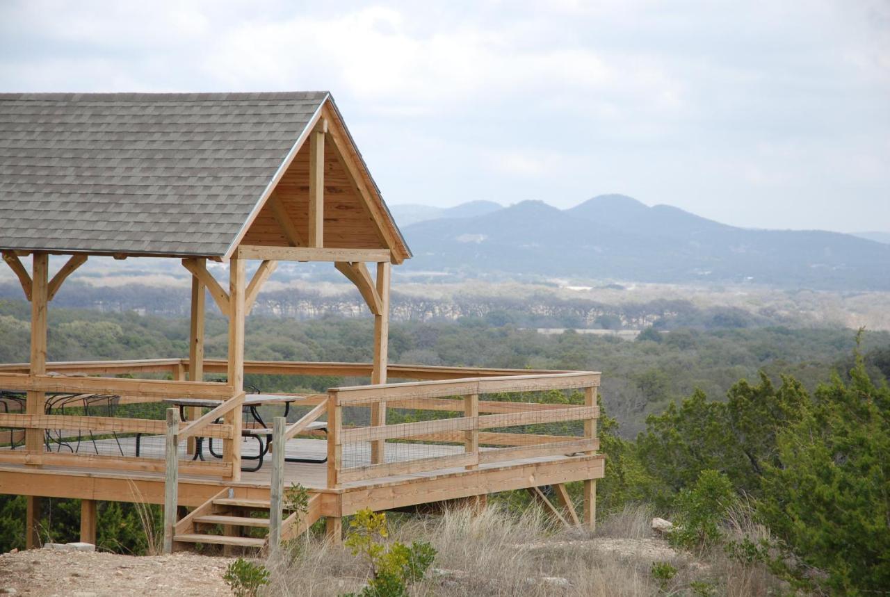 Holiday home Quiet With Deck And Mountain Views! Utopia