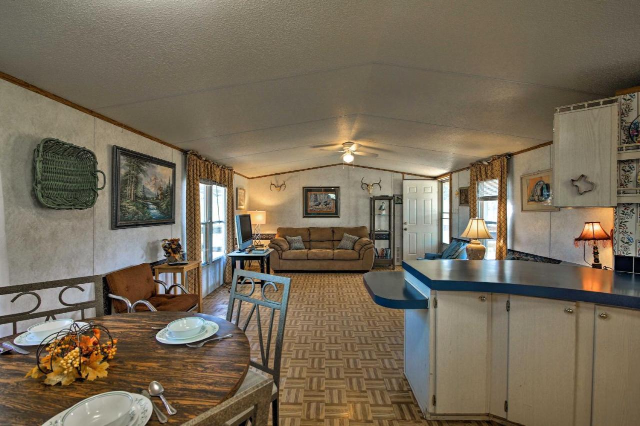 Quiet With Deck And Mountain Views! Holiday home *
